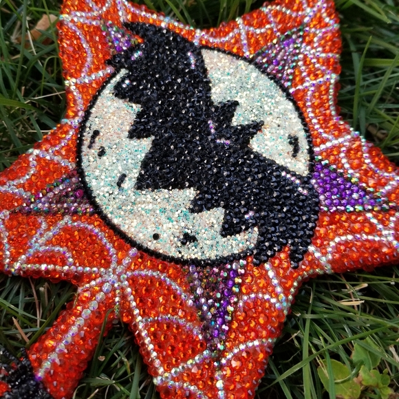 🆕️Jeffree Star, Custom Glow Web Halloween Mirror - Picture 3 of 16